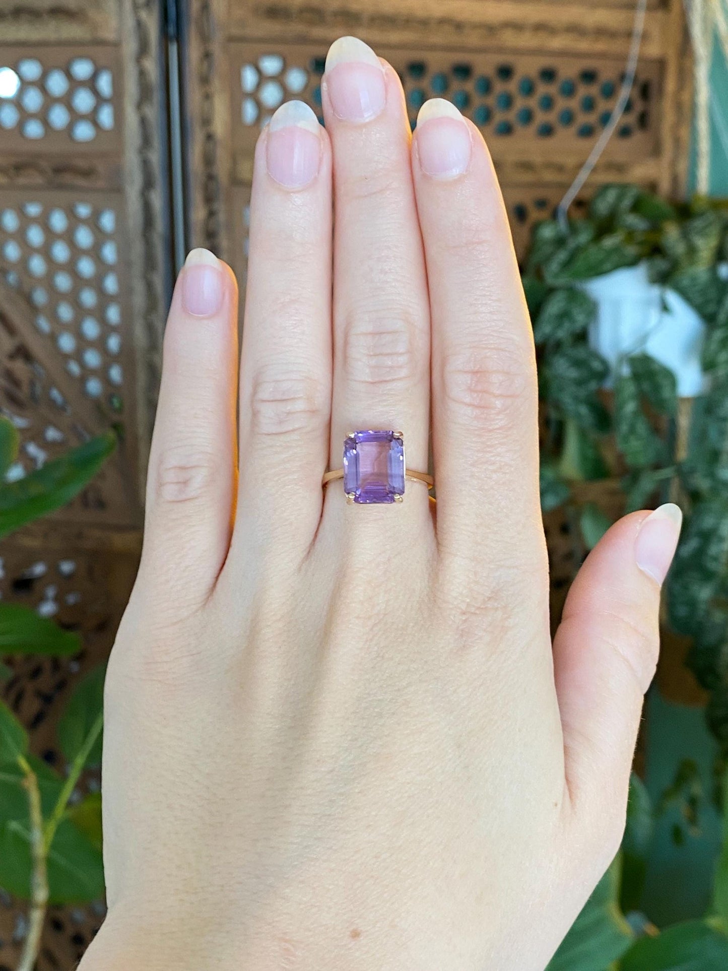 Vintage Solid 14k Yellow Gold Amethyst Ring - Size 7.75