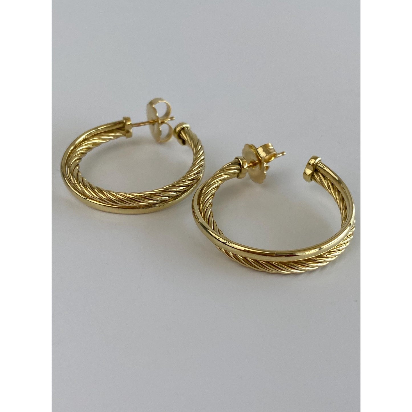 David Yurman Solid 18k Yellow Gold Crossover Twist Hoop Earrings