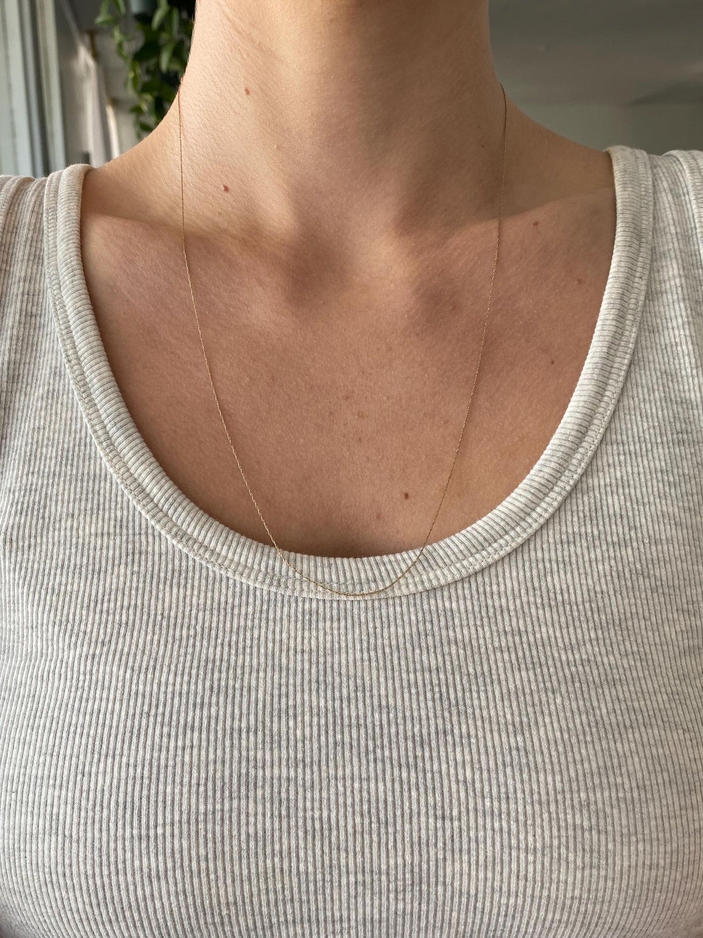 Vintage Solid 10k Yellow Gold Dainty Chain Necklace - 22.75 inches