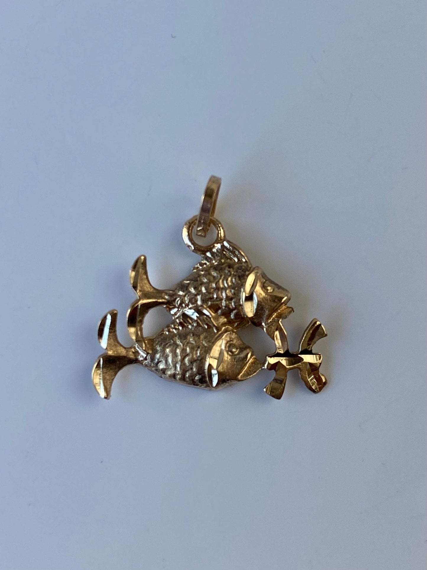 Vintage Solid 14k Yellow Gold Zodiac Astrology Pisces Fish Charm
