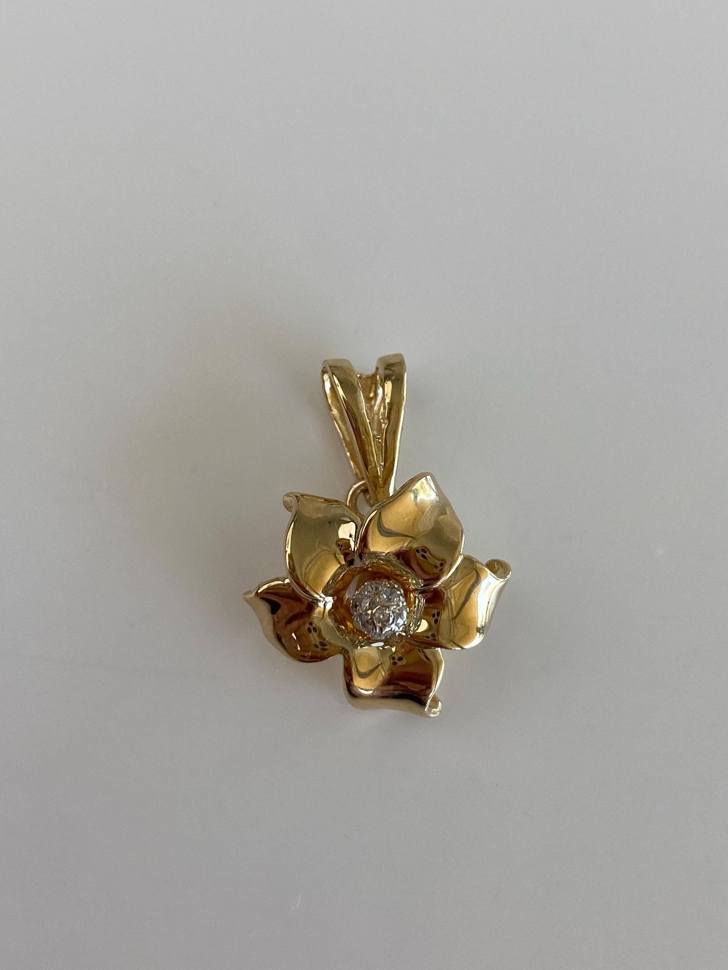 Vintage Solid 14k Yellow Gold Diamond Cluster Flower Charm