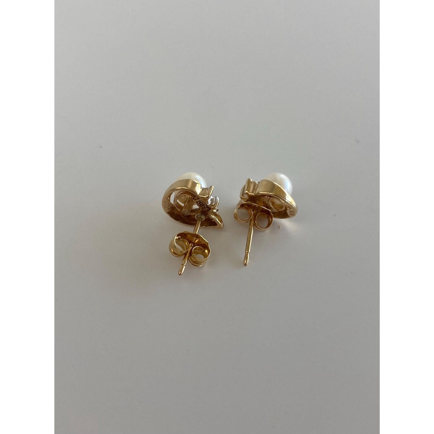 Vintage Solid 14k White & Yellow Gold Pearl Stud Earrings