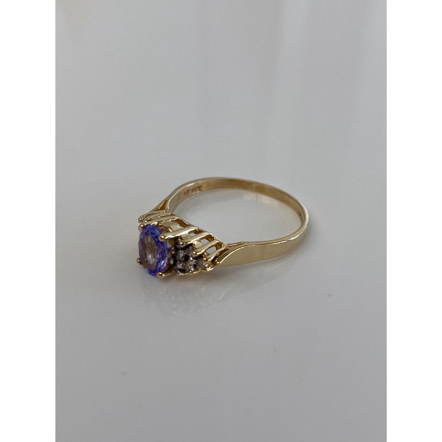 Solid 14k Yellow Gold Diamond Tanzanite Ring - Size 8