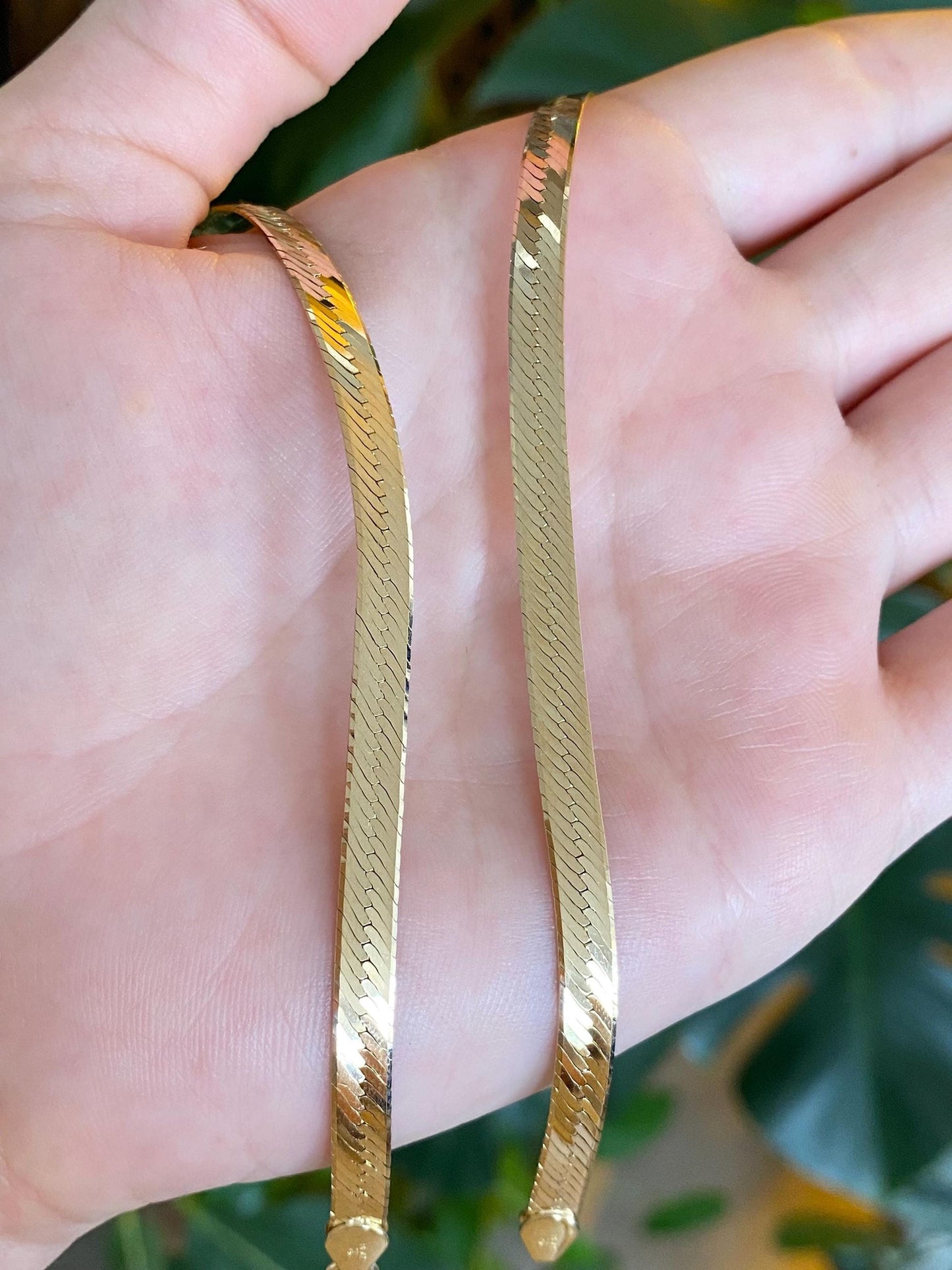 Vintage Solid 14k Yellow Gold Herringbone Chain Necklace - 18 inches