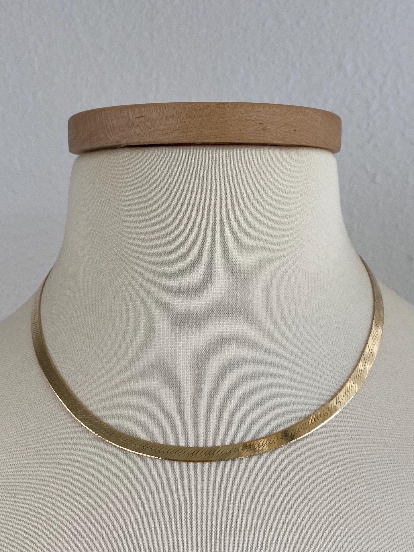 Vintage Solid 14k Yellow Gold Herringbone Chain Necklace - 18 inches