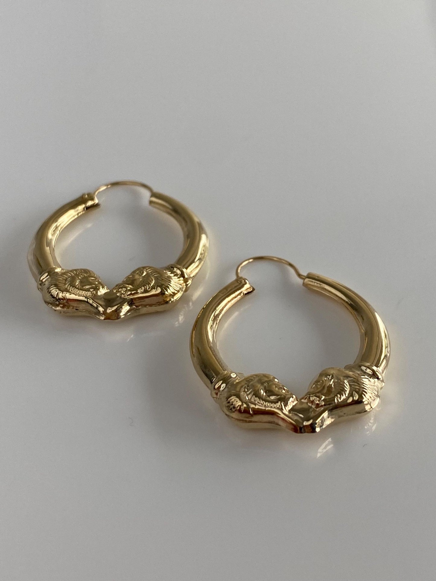 Vintage 14k Yellow Gold Lion Head Hoop Earrings