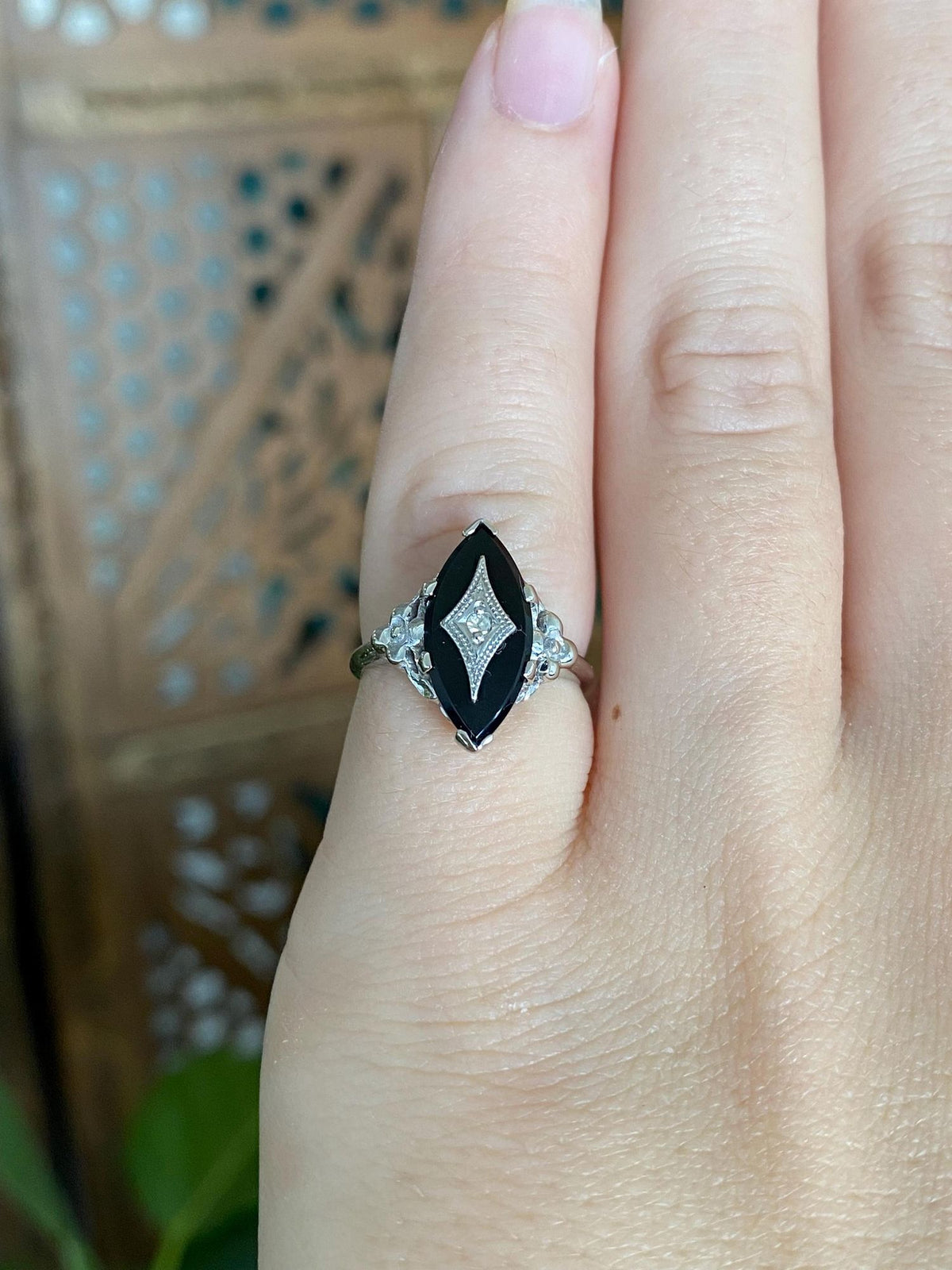 Vintage Solid 10k White Gold Diamond Onyx Art Deco Ring - Size 4