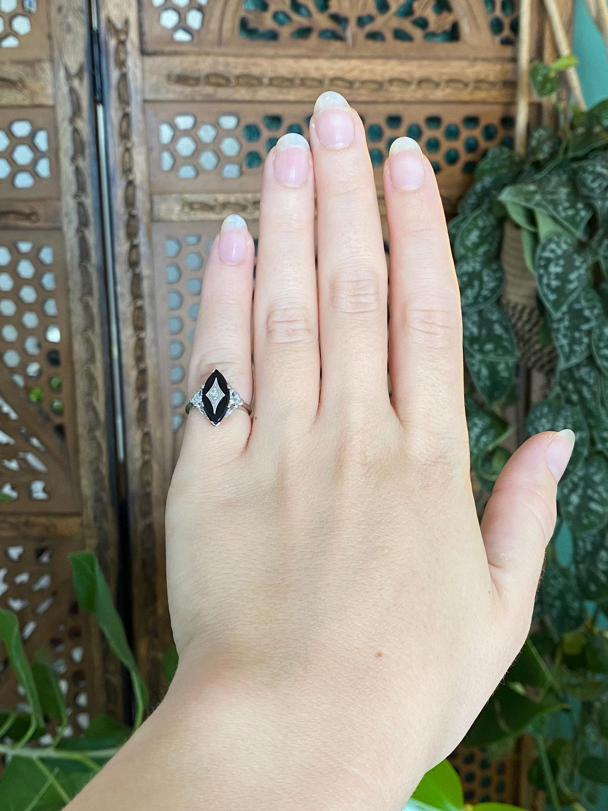 Vintage Solid 10k White Gold Diamond Onyx Art Deco Ring - Size 4