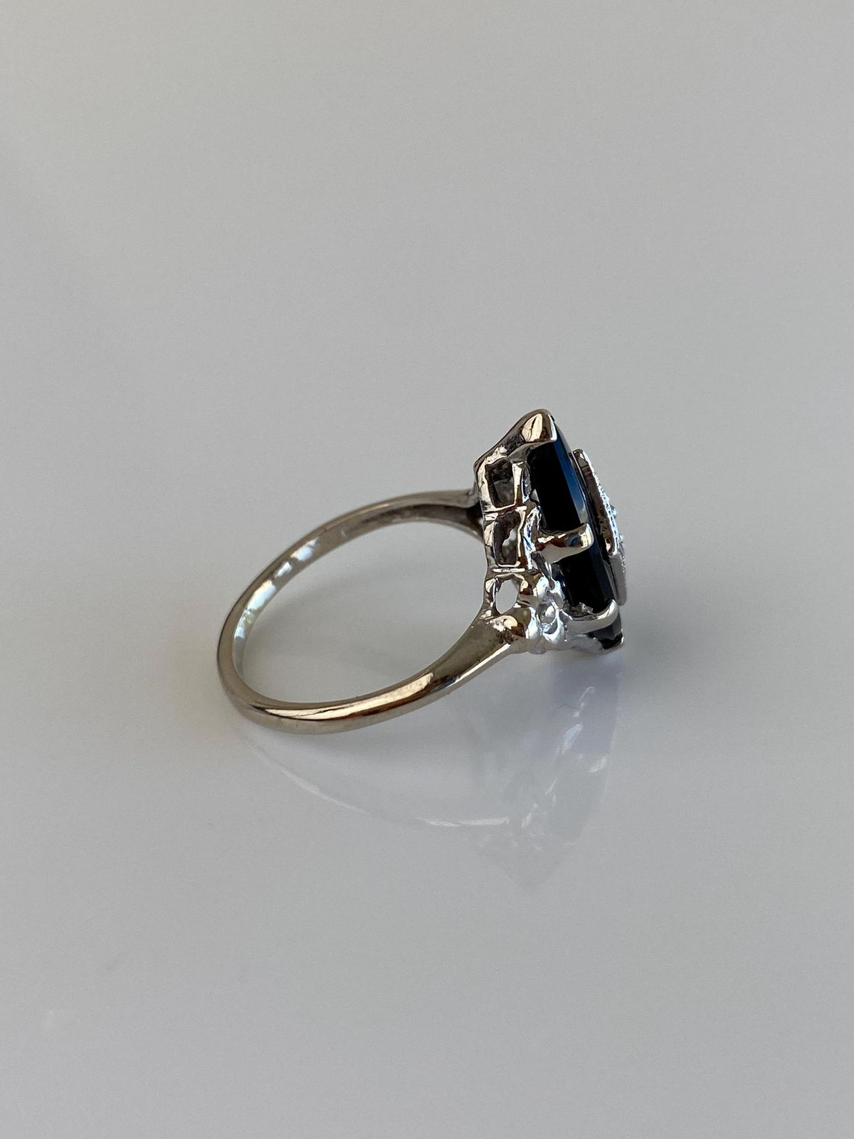 Vintage Solid 10k White Gold Diamond Onyx Art Deco Ring - Size 4