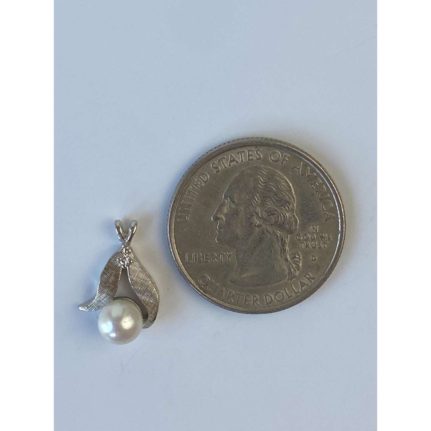 Vintage Solid 14k White Gold Clear Sapphire Pearl Charm
