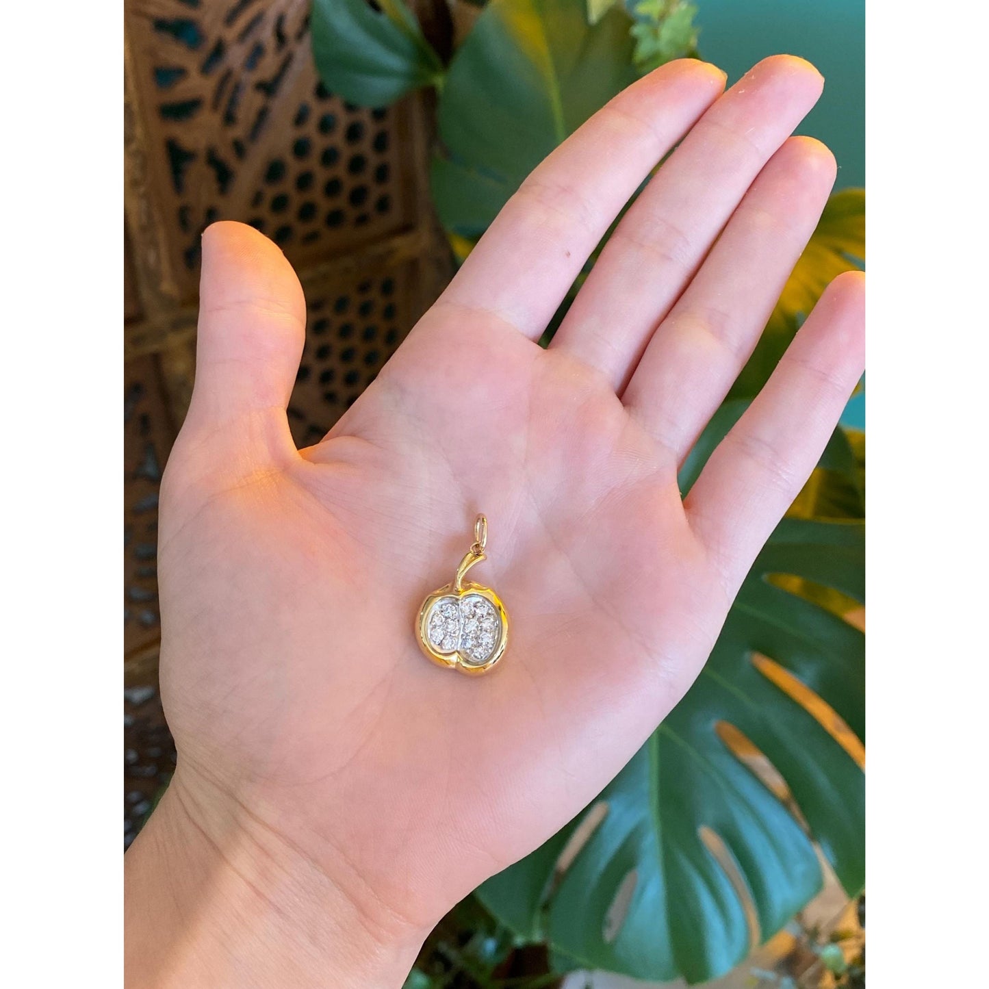 Vintage Solid 18k Yellow Gold Diamond Abstract Apple Charm