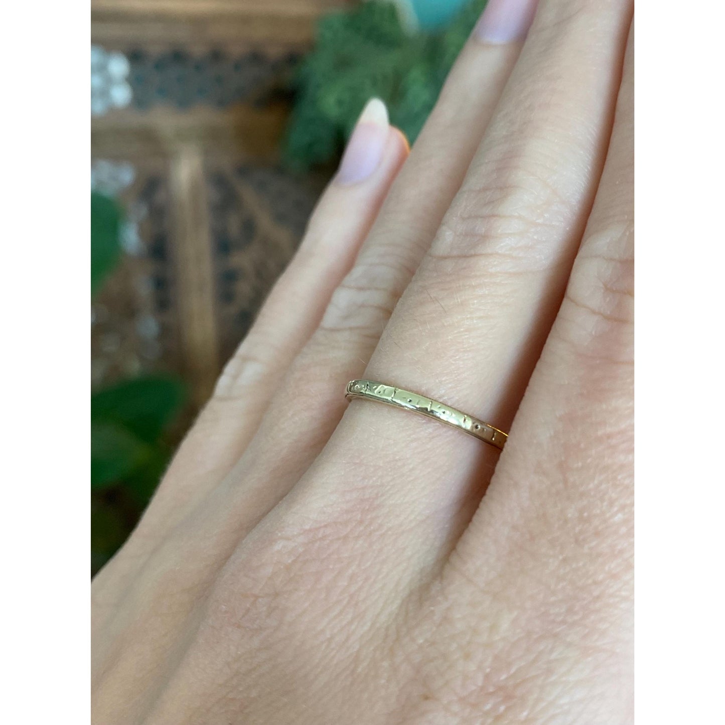 Vintage Solid 14k Yellow Gold Slim Designed Ring Band - Size 6.75