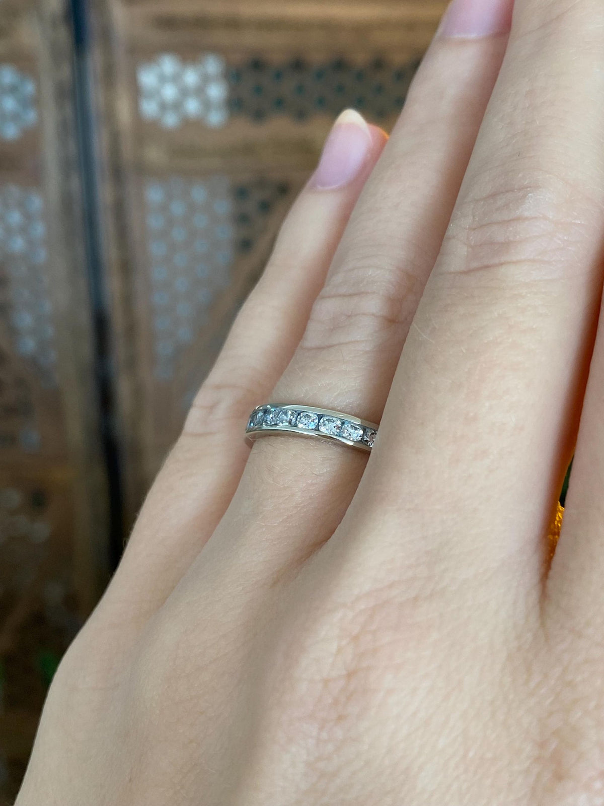 Vintage Solid 14k White Gold Diamond Ring Band - Size 5.75