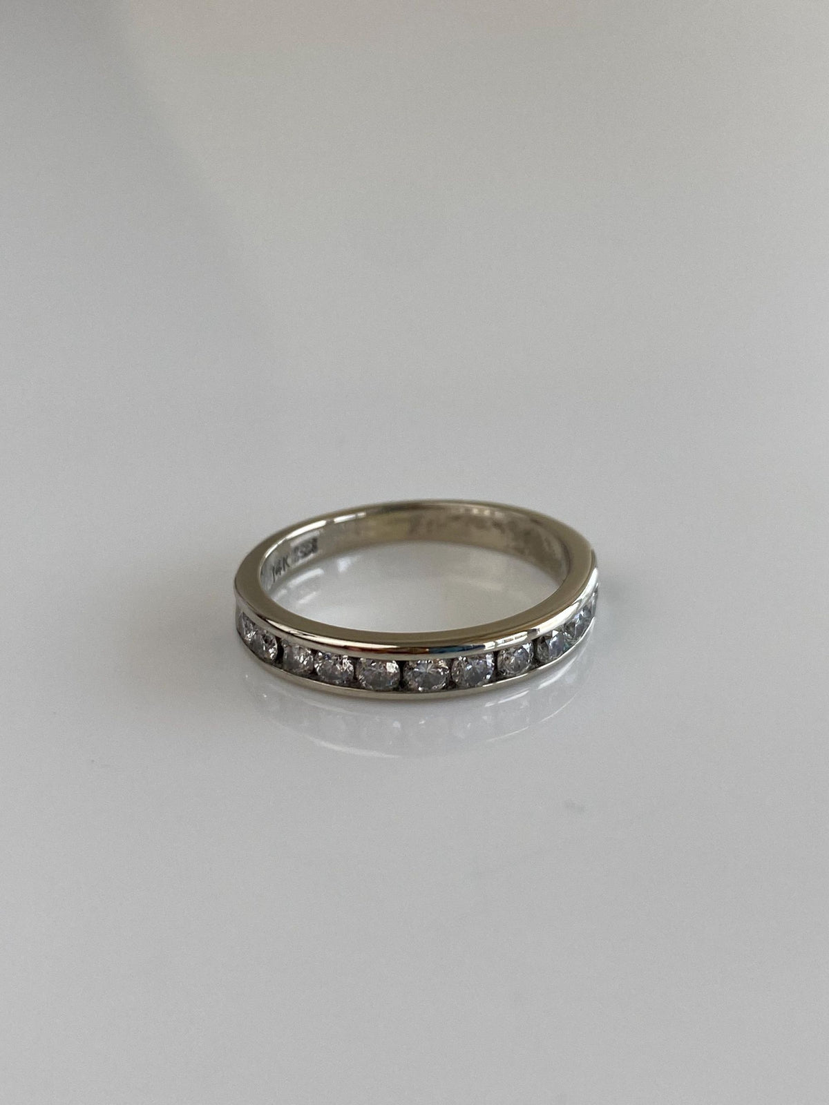 Vintage Solid 14k White Gold Diamond Ring Band - Size 5.75
