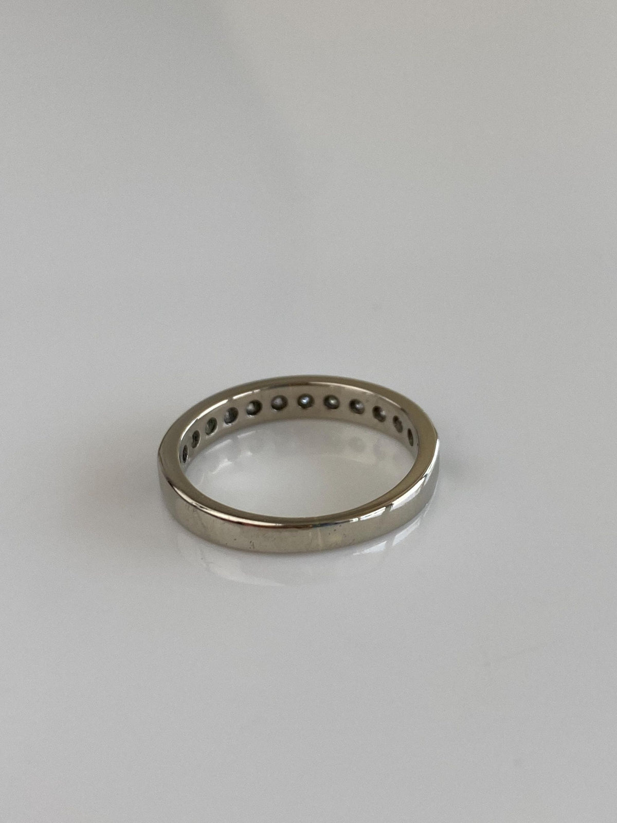 Vintage Solid 14k White Gold Diamond Ring Band - Size 5.75