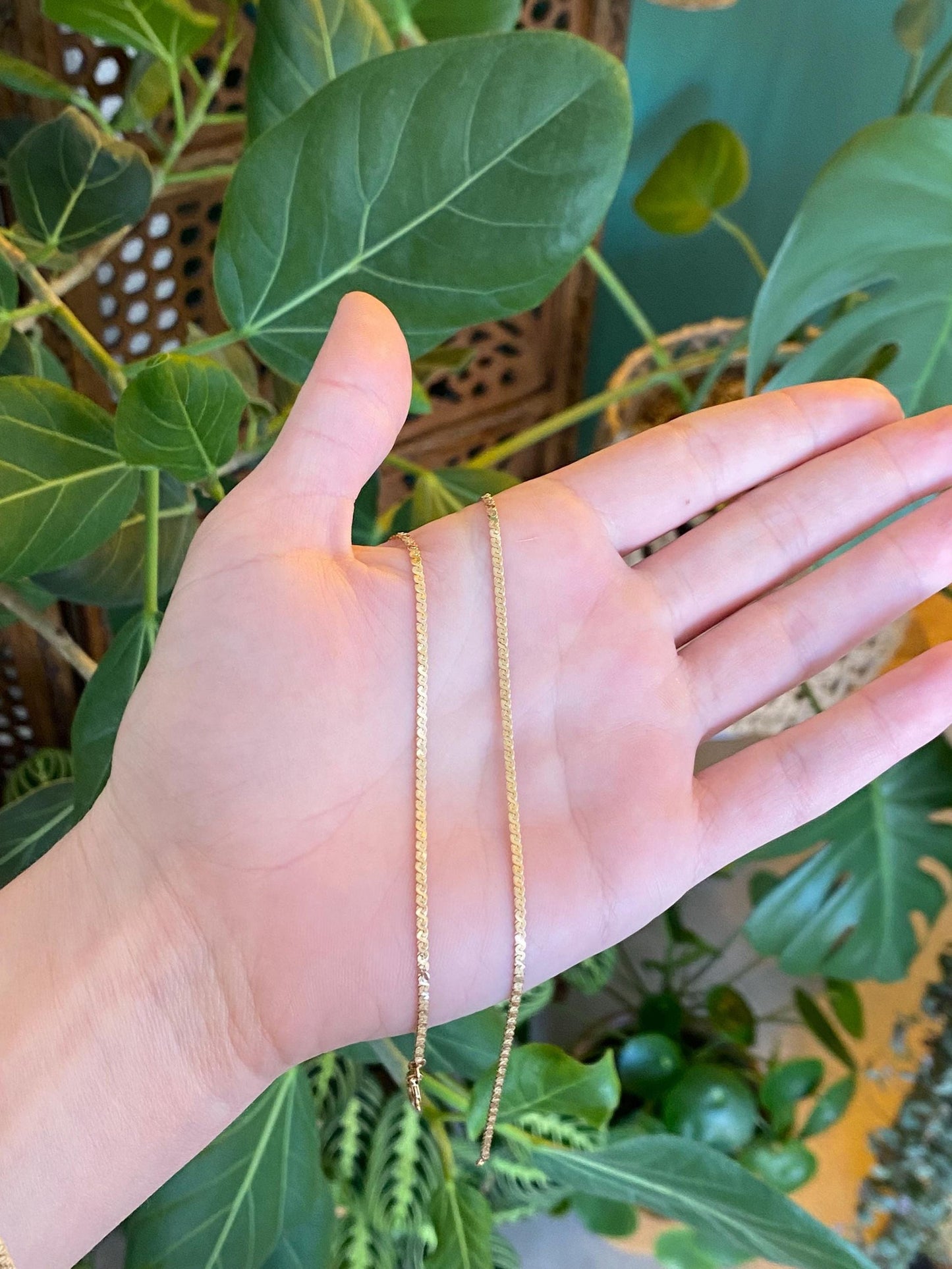 Vintage Solid 14k Yellow Gold Diamond Cut Stripey Serpentine Chain Necklace - 15.75 inches