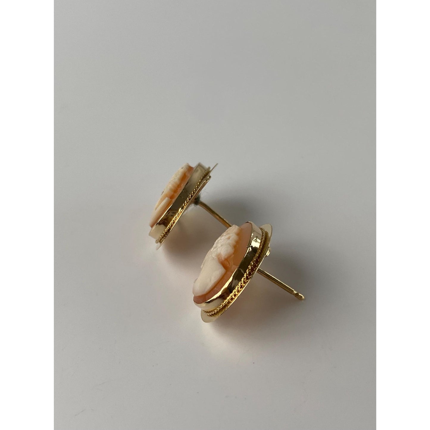Vintage Solid 14k Yellow Gold Cameo Stud Earrings