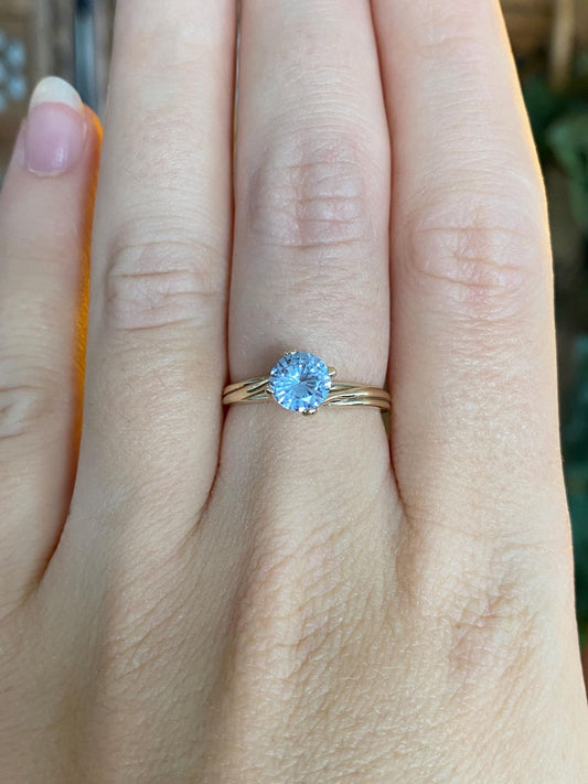 Vintage Solid 10k Aquamarine Ring - Size 6.5