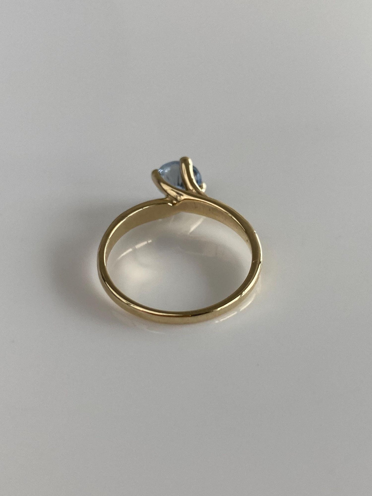 Vintage Solid 10k Aquamarine Ring - Size 6.5