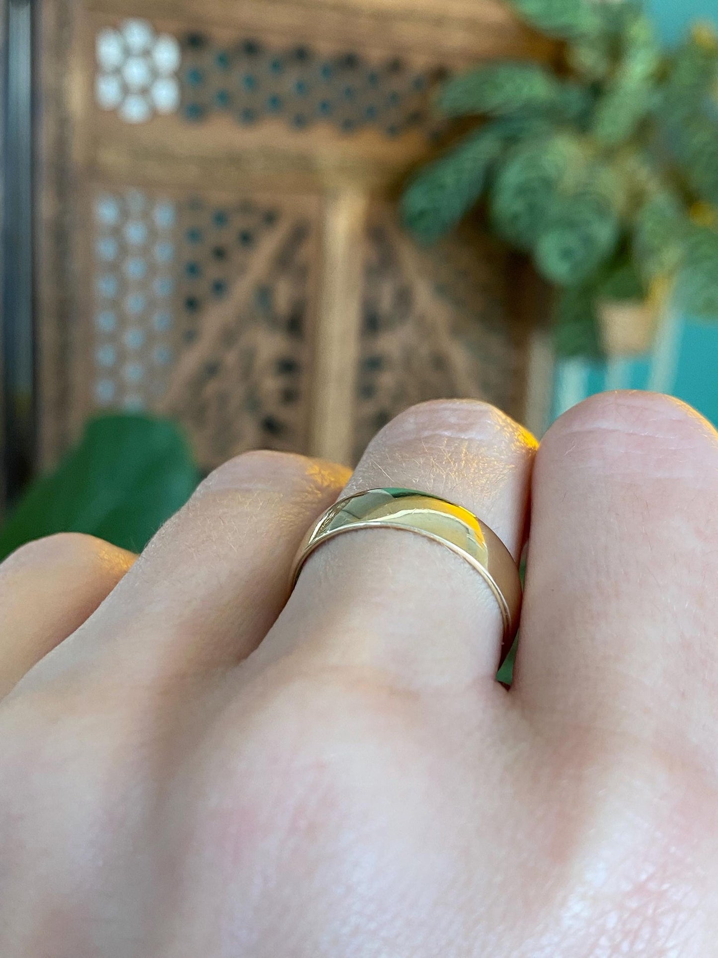 Vintage 14k Yellow Gold Ring Band - Size 5.5