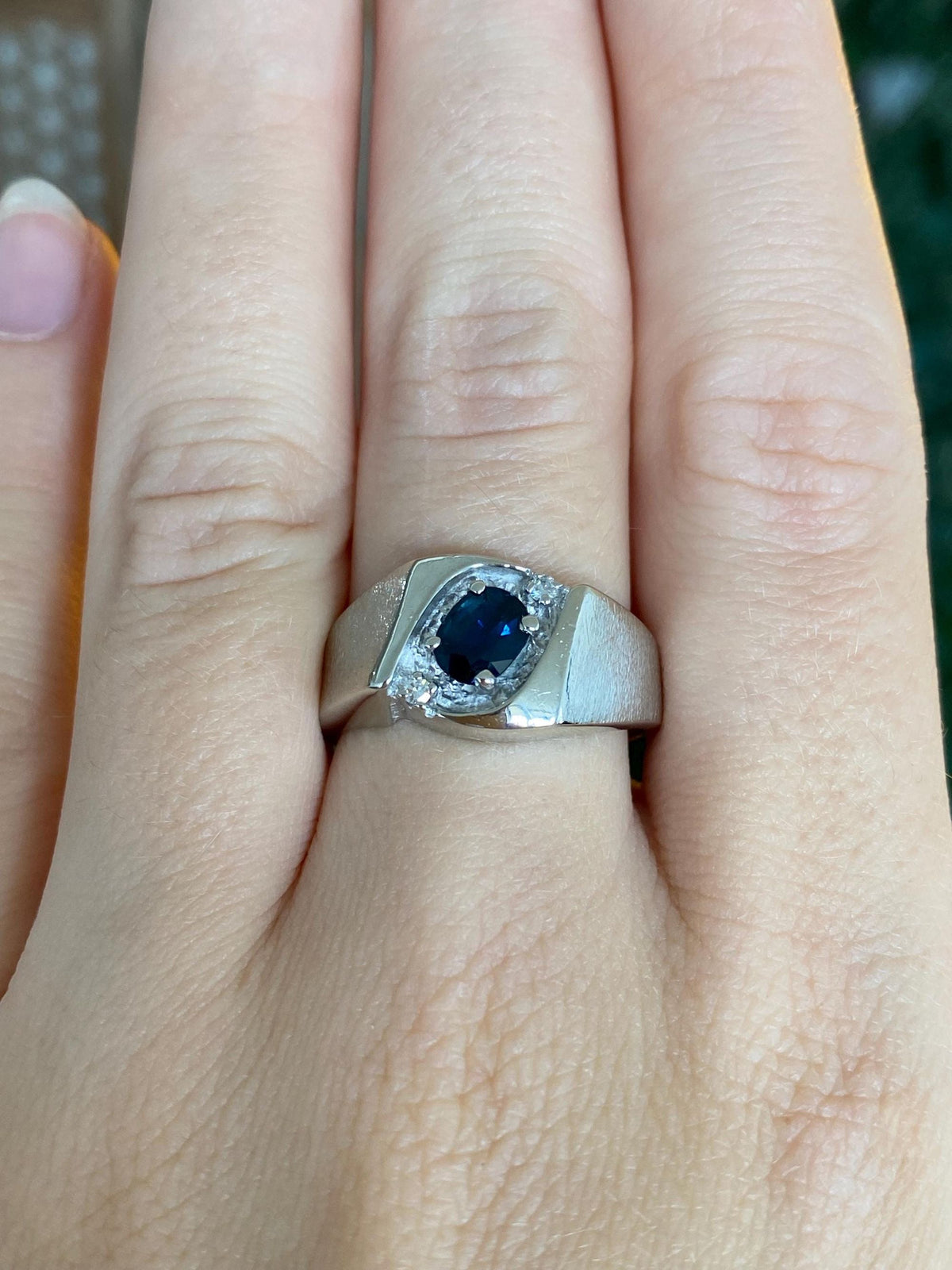 Vintage Solid 10k White Gold Diamonds Blue Sapphire Ring Band - Size 8.5