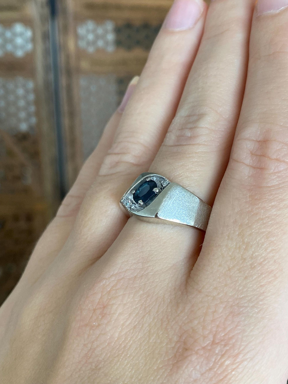 Vintage Solid 10k White Gold Diamonds Blue Sapphire Ring Band - Size 8.5