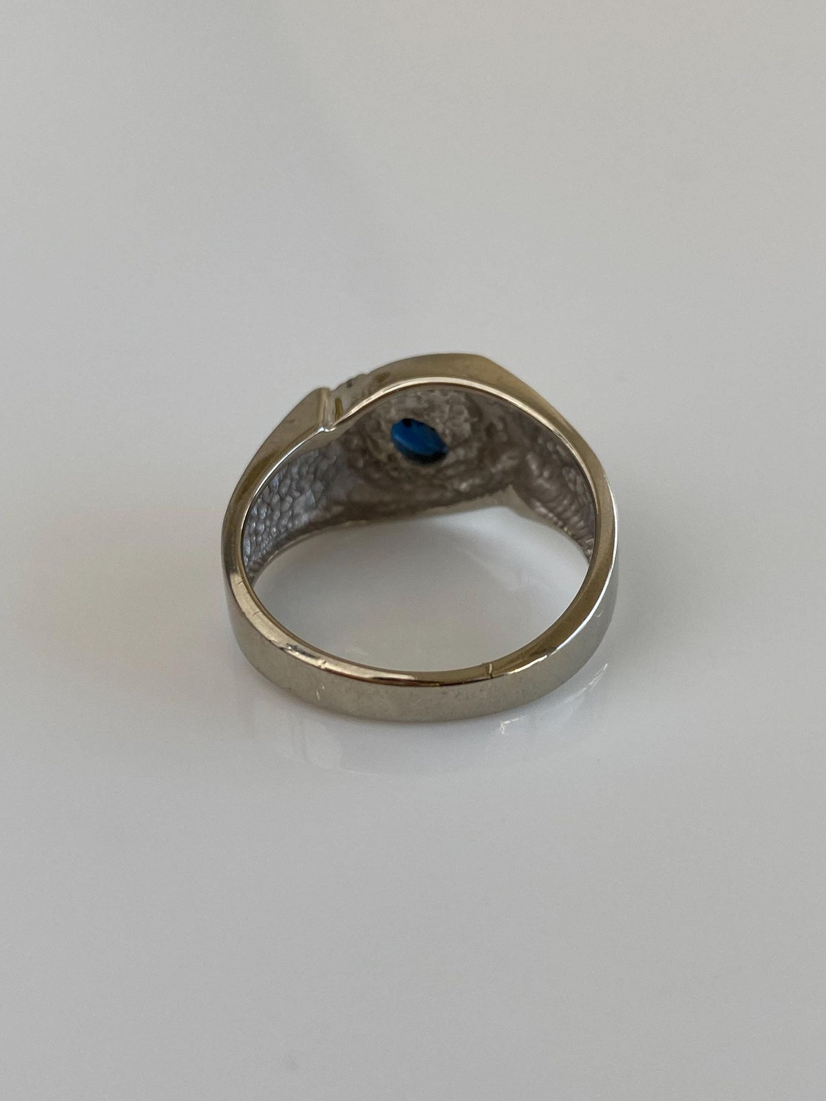 Vintage Solid 10k White Gold Diamonds Blue Sapphire Ring Band - Size 8.5