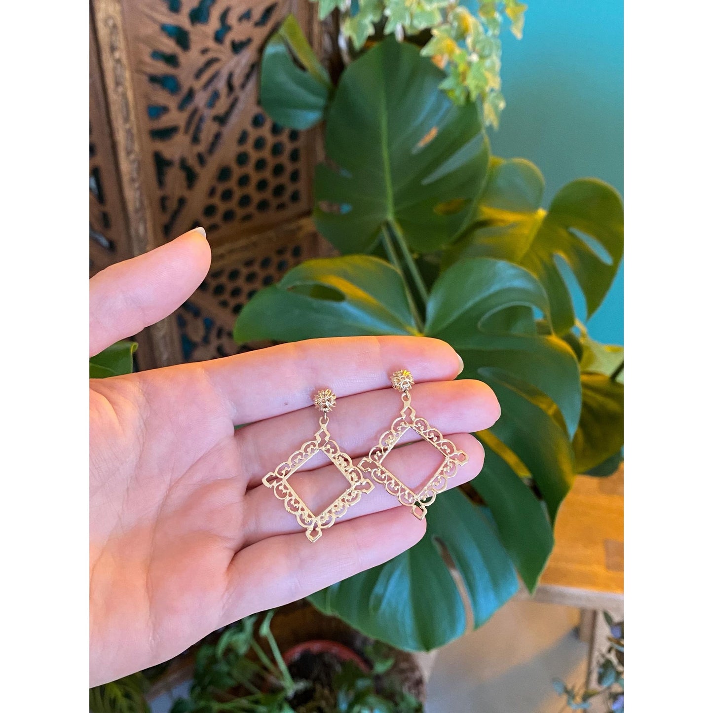 Vintage Solid 14k Yellow Gold Open Work Picture Frame Dangle Stud Earrings