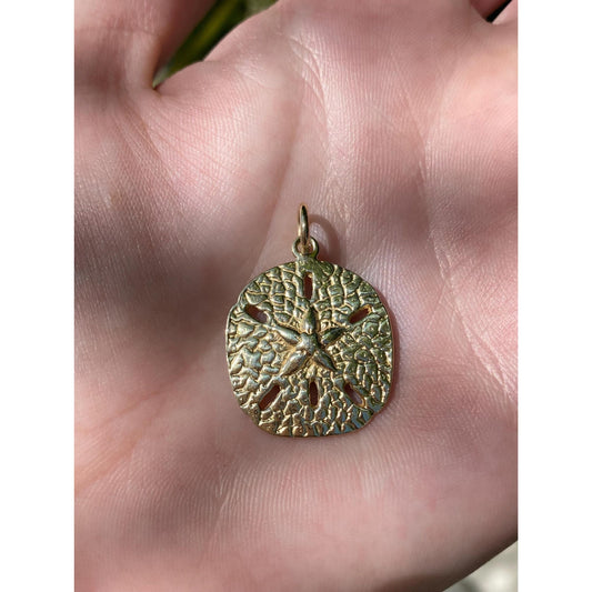 Vintage Solid 14k Yellow Gold Sand Dollar Charm