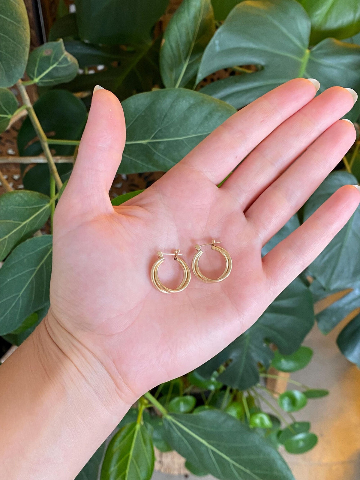 Vintage 14k Yellow Gold Layered Hoop Earrings