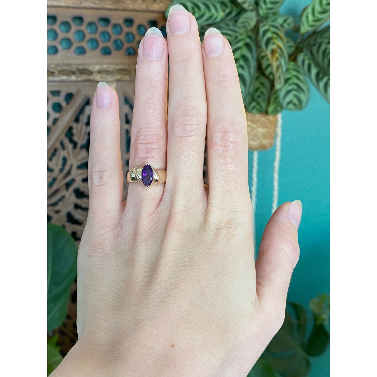 Vintage Solid 14k Yellow Gold Marquis Amethyst Ring - Size 4