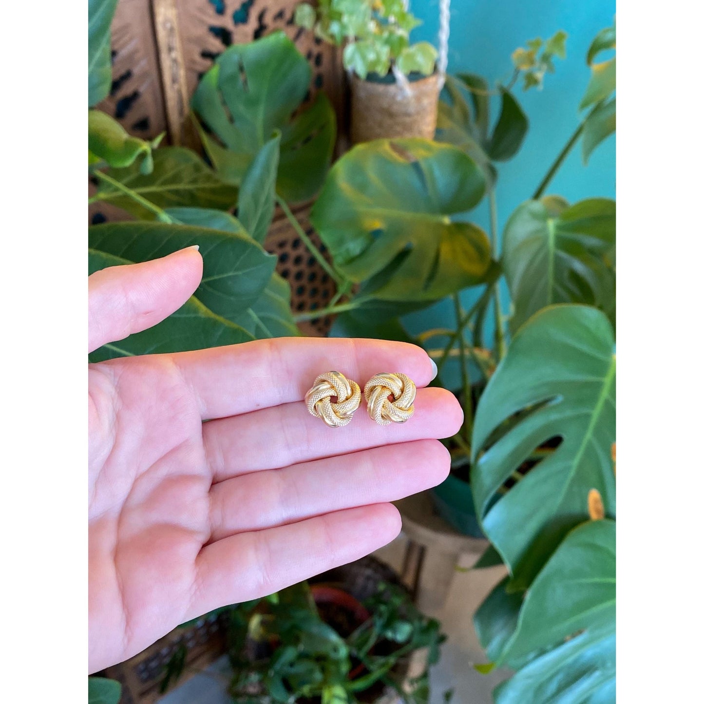 Vintage 14k Yellow Gold Large Knot Stud Earrings