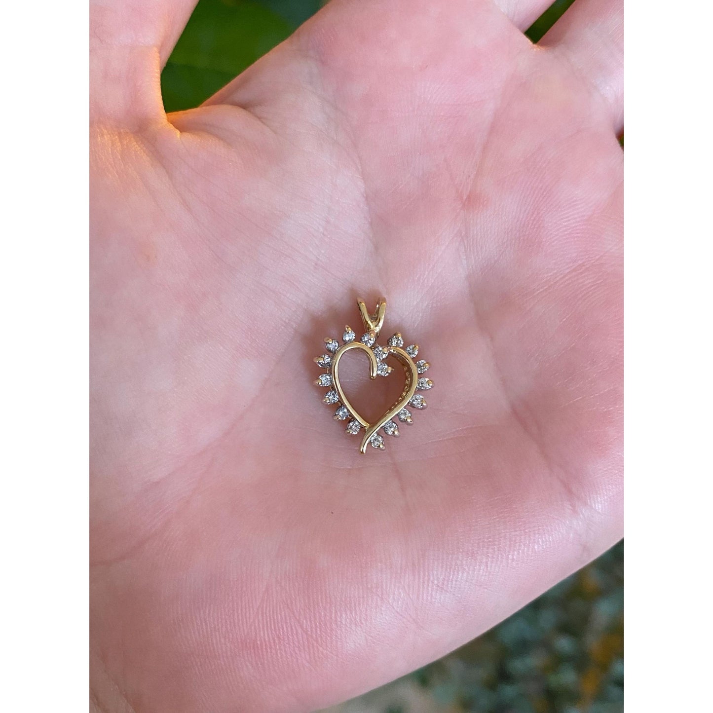 Vintage Solid 14k Yellow Gold Diamond Heart Charm