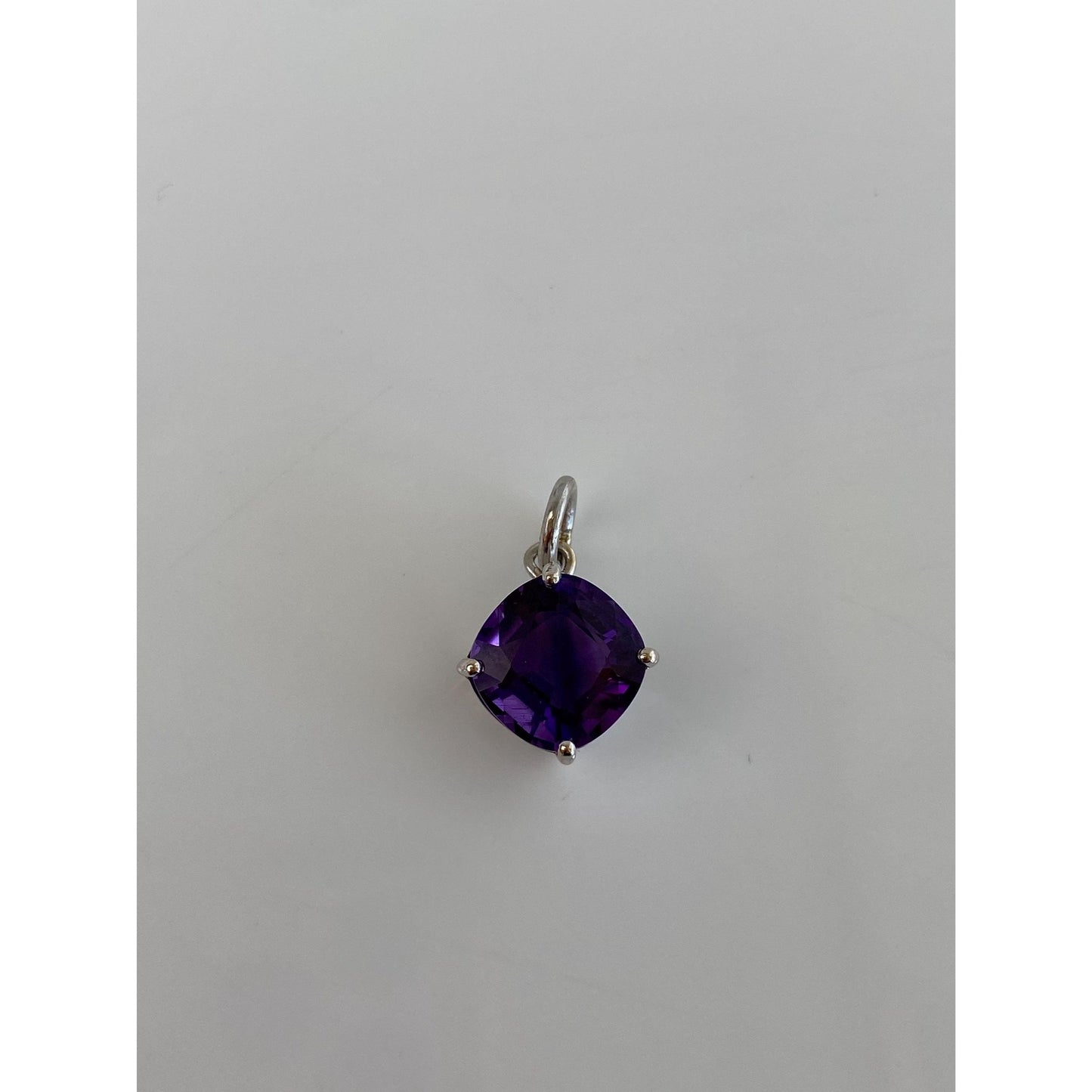 Vintage Solid 18k White Gold Amethyst Charm