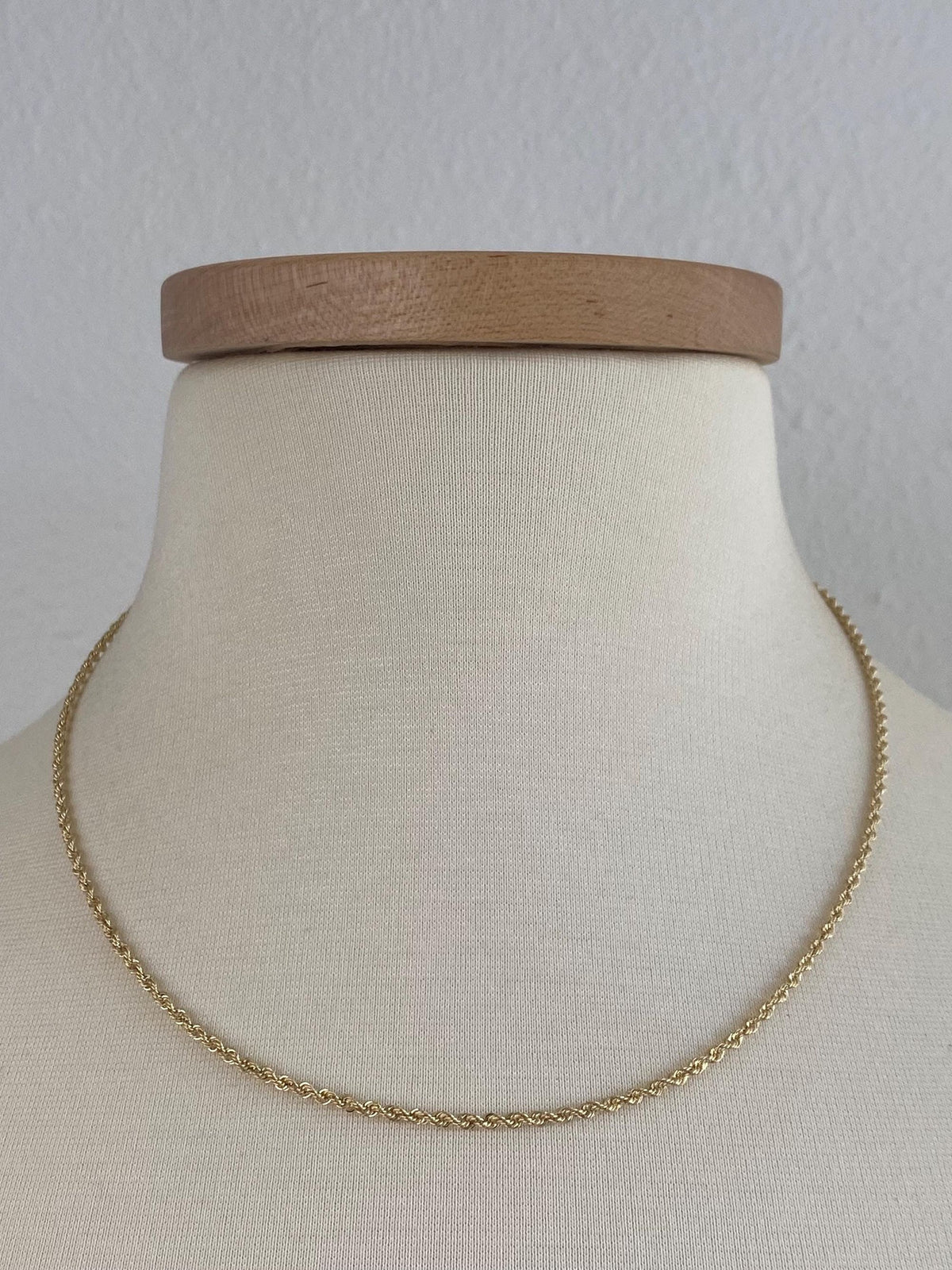 Vintage 14k Yellow Gold Rope Chain Necklace - 18.75 inches