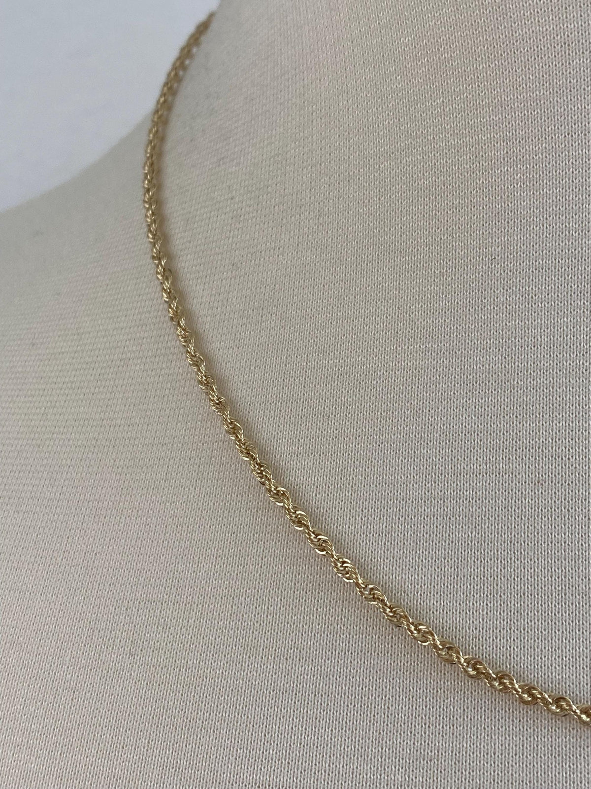Vintage 14k Yellow Gold Rope Chain Necklace - 18.75 inches