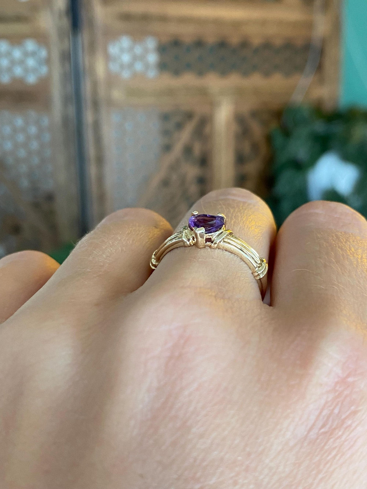 Vintage Solid 10k Yellow Gold Amethyst Heart Designed Ring - Size 7