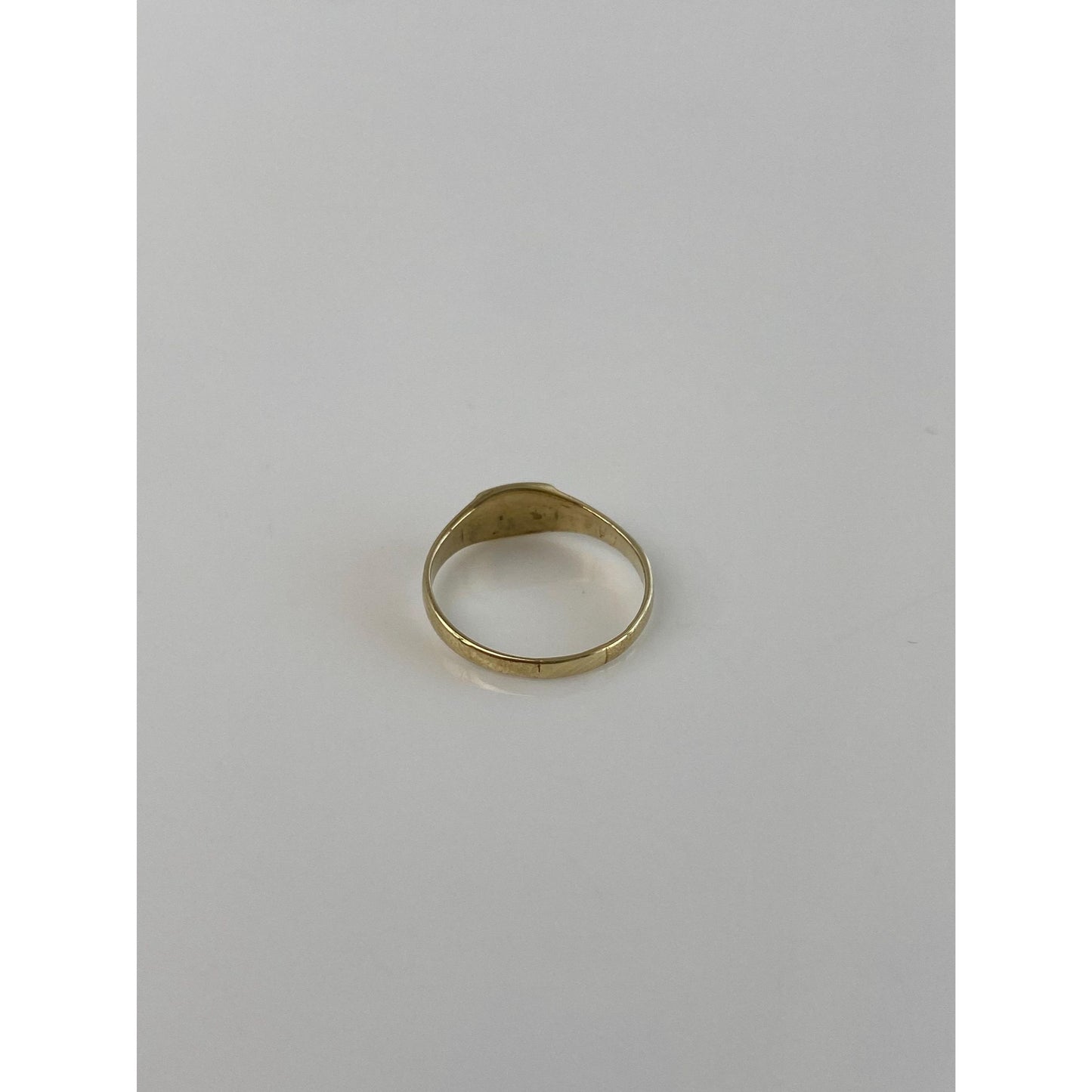 Vintage Solid 10k Yellow Gold Engraved Baby Signet Ring