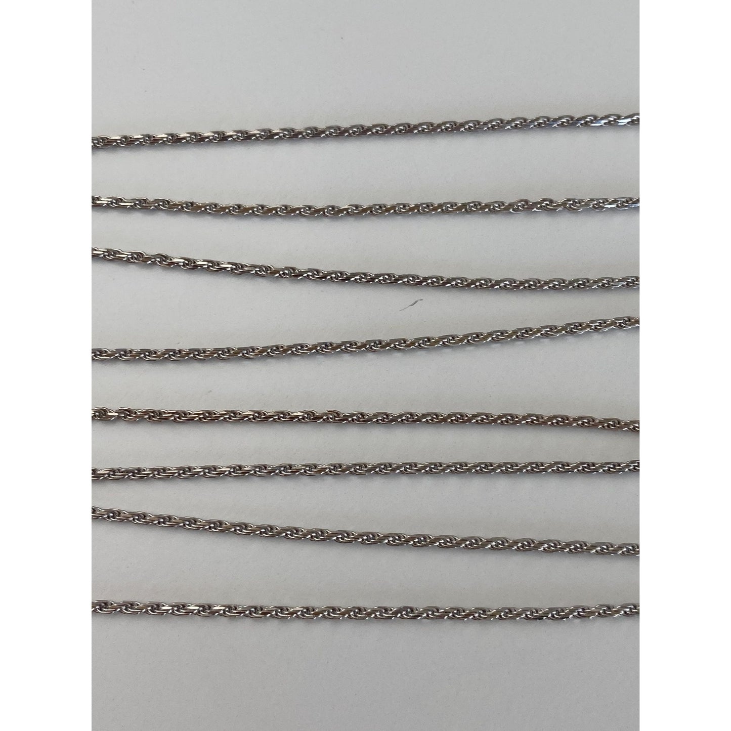 Vintage Solid 14k White Gold Rounded Twist Chain Necklace - 29.75 inches