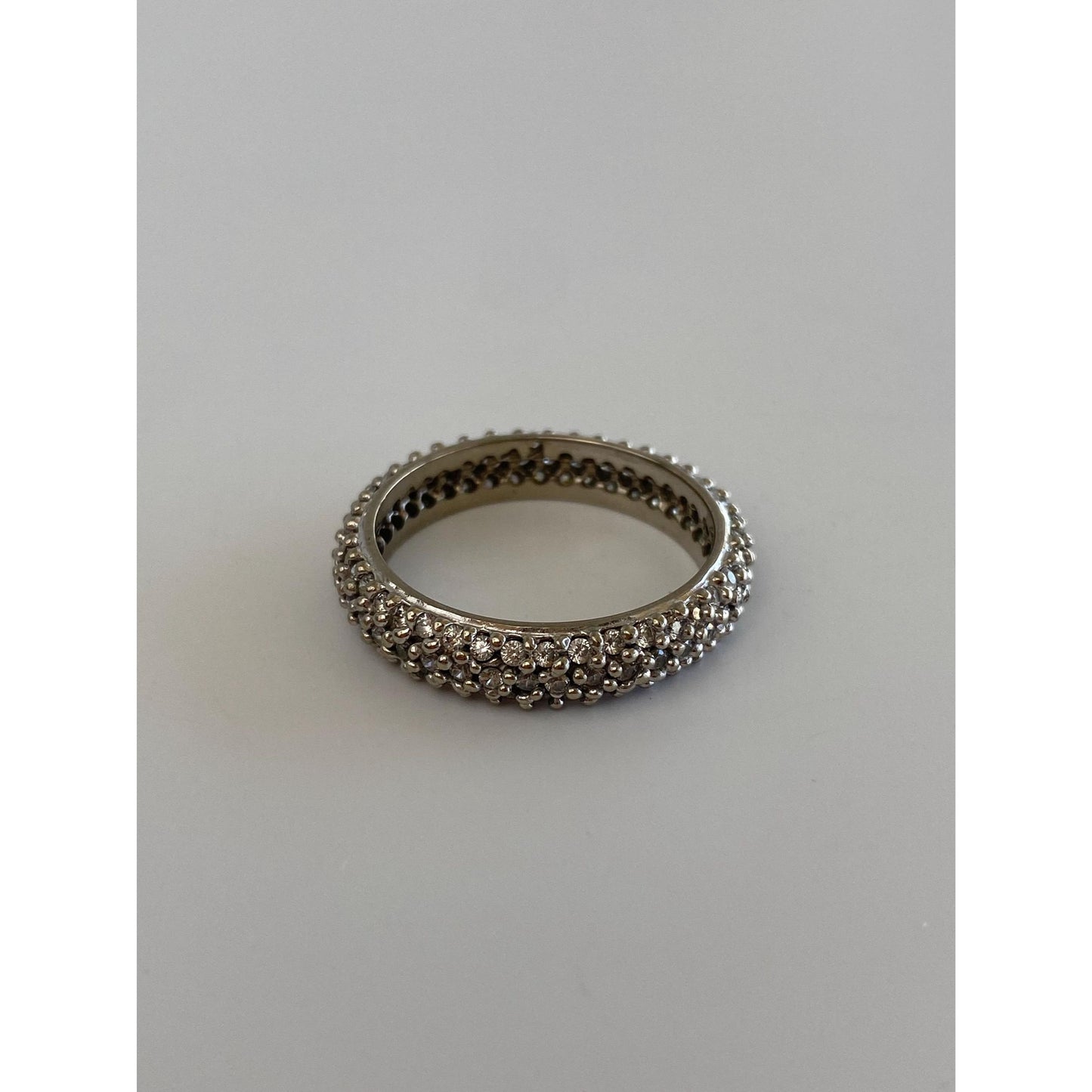 Vintage Solid 10k White Gold Clear Sapphire Ring Band - Size 8.5