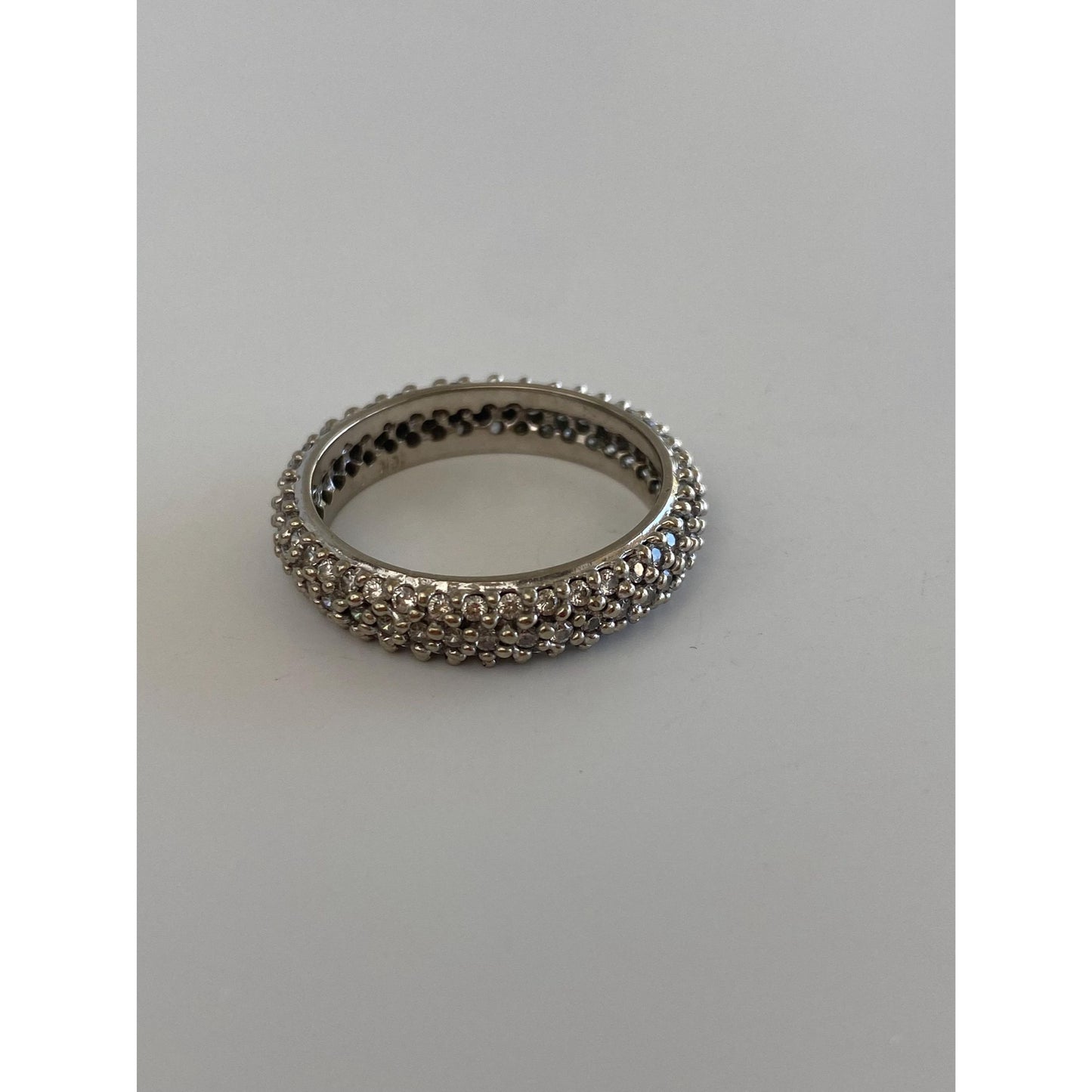 Vintage Solid 10k White Gold Clear Sapphire Ring Band - Size 8.5