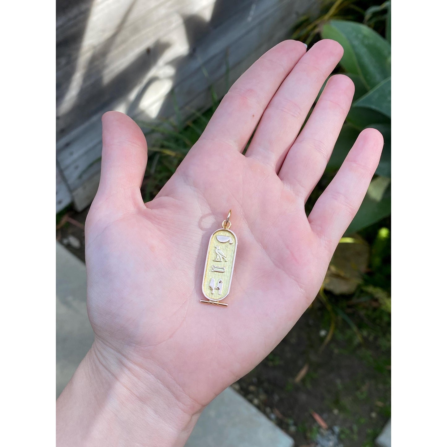 Vintage Solid 18k Yellow Gold Egyptian Cartouche Charm