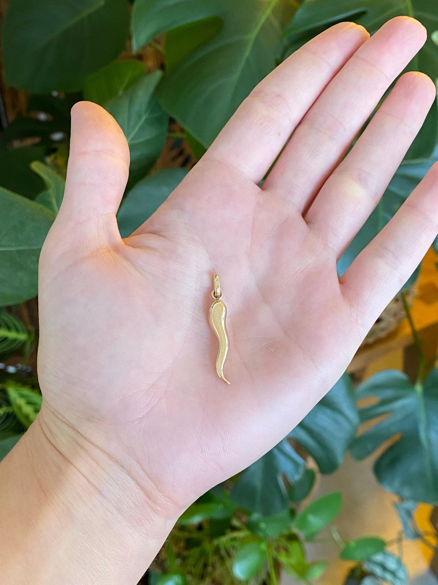 Vintage 14k Yellow Gold Italian Horn Charm
