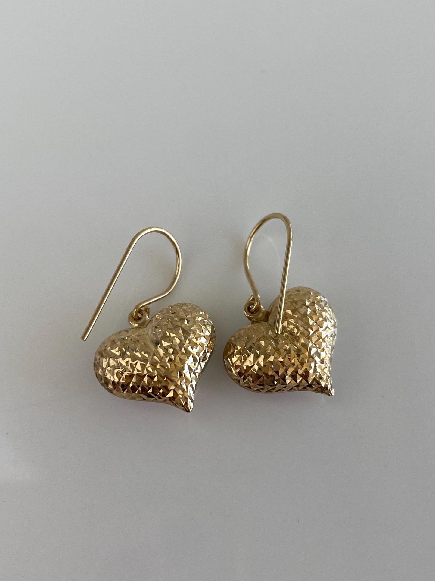 Vintage 14k Tri Tone Gold Puffy Heart Designed Dangle Earrings