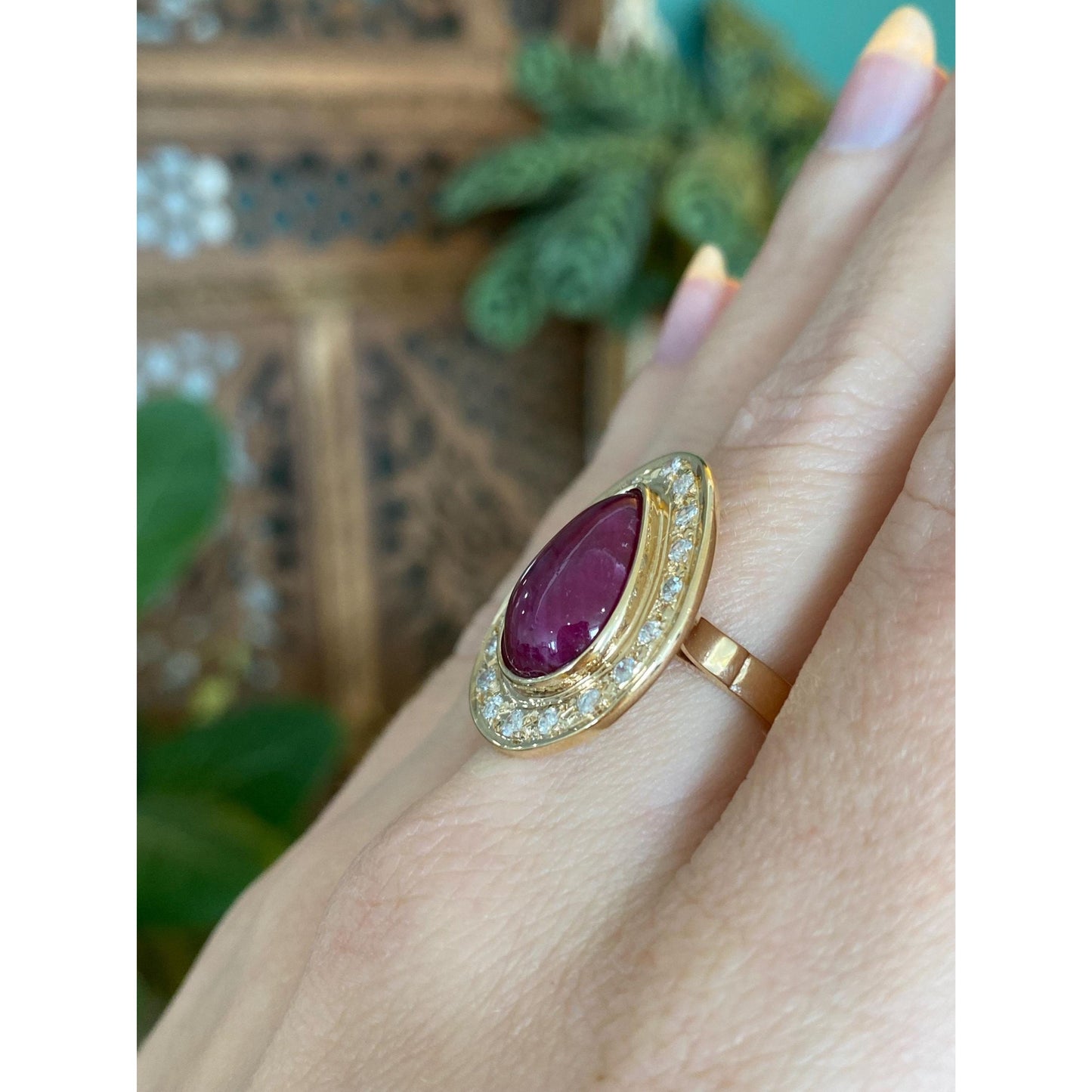 Vintage Solid 10k Yellow Gold Diamond Halo Ruby Teardrop Ring - Size 6.25