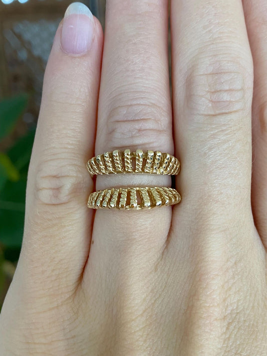 Vintage Solid 14k Yellow Gold Textured Open Work Double Ring Band - Size 5.25