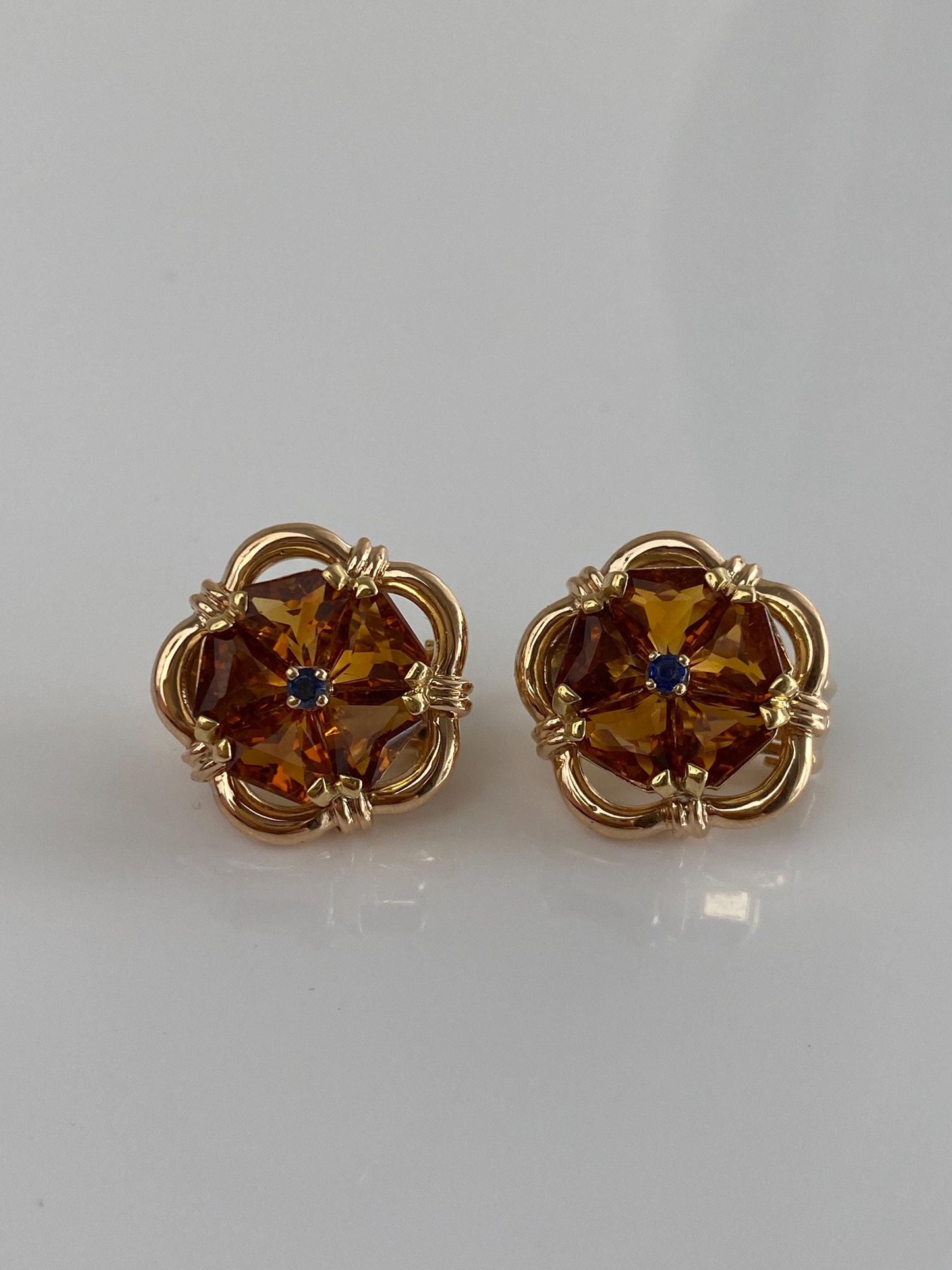 Vintage Solid 14k Yellow Gold Blue Sapphire Citrine Flower Stud Earrings