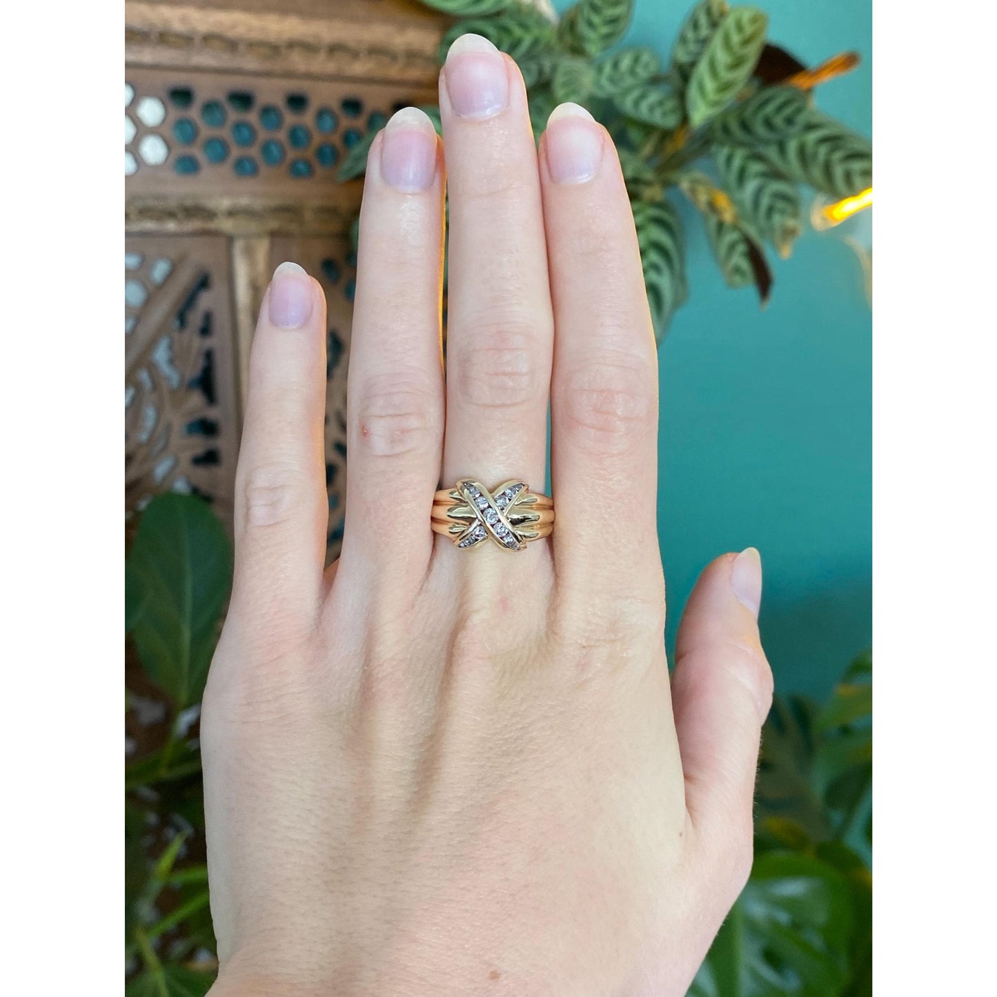 Vintage Solid 10k Yellow Gold Diamond X Ring - Size 7.75