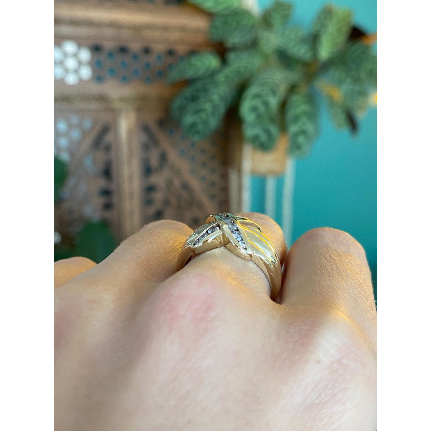 Vintage Solid 10k Yellow Gold Diamond X Ring - Size 7.75