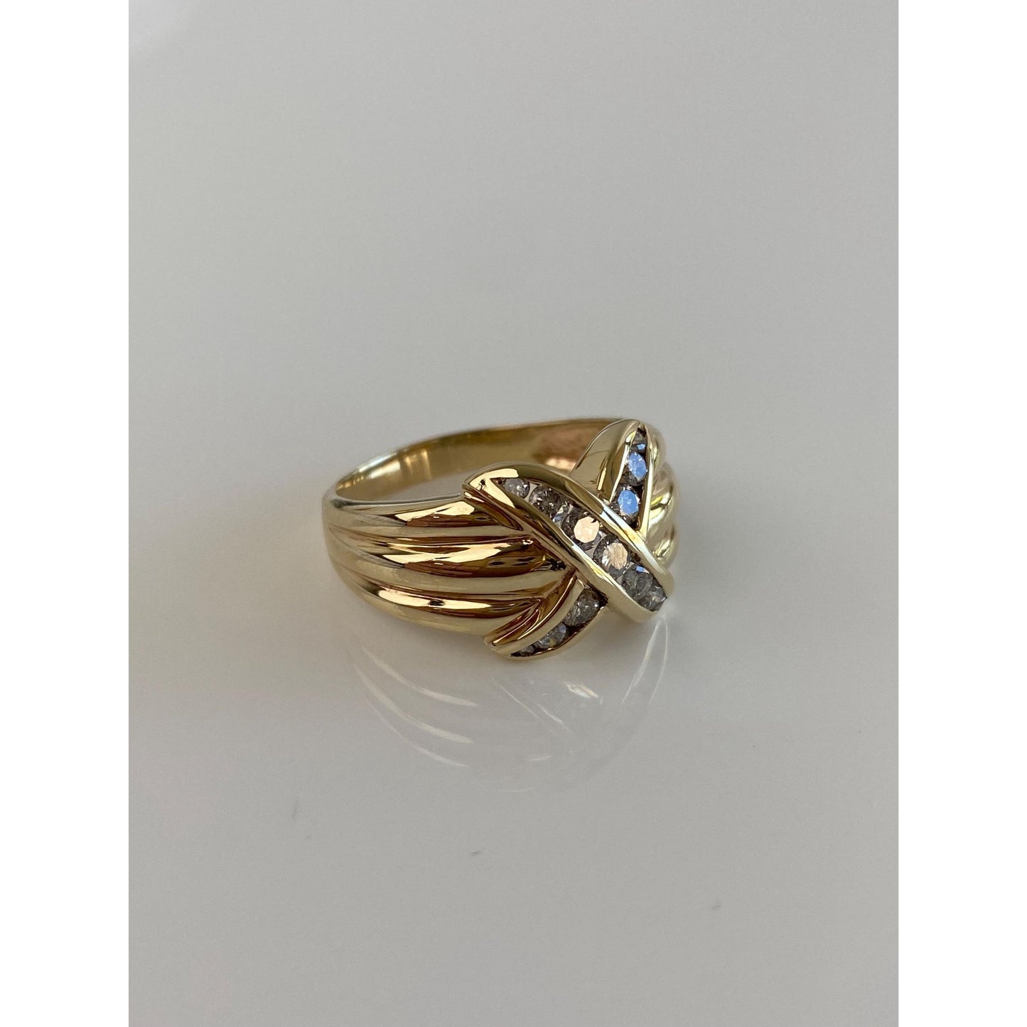Vintage Solid 10k Yellow Gold Diamond X Ring - Size 7.75